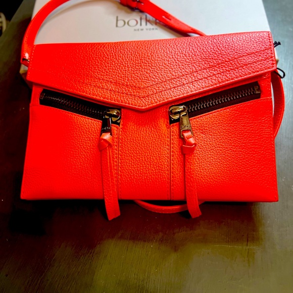 Botkier Red Clutch Sleek Design Vibrant Color - Picture 2 of 4